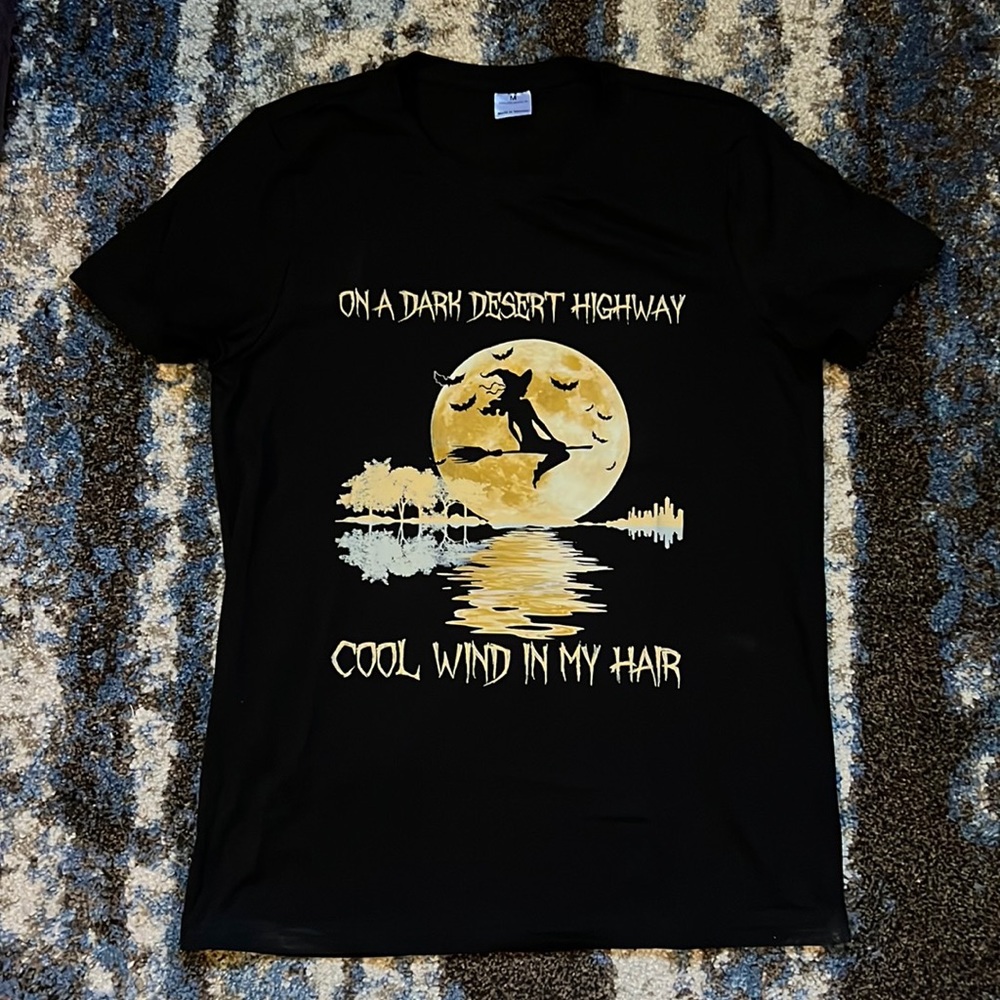 NEW In Package Fun Halloween T-Shirt 🧙‍♀️